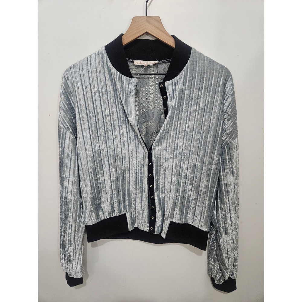 Willow & Root Silver Pleated Velvet Lace Back Snap Front Bomber Cardigan Medium